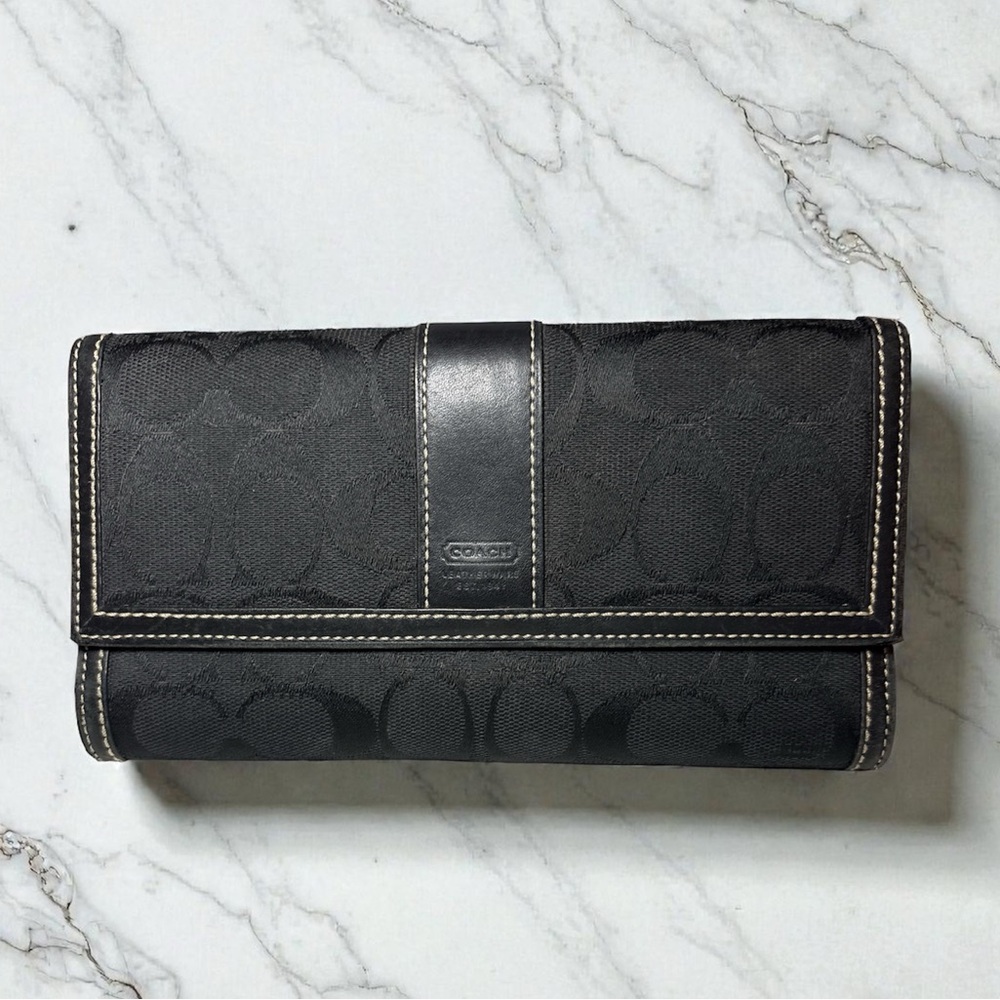 Coach Black Signature Flap Wallet w/ Leather Detail – Excellent Condition
